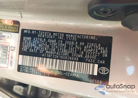 2006 Toyota Camry Le V6 z USA, uszkodzony, nr VIN 4T1BF32K16U628699